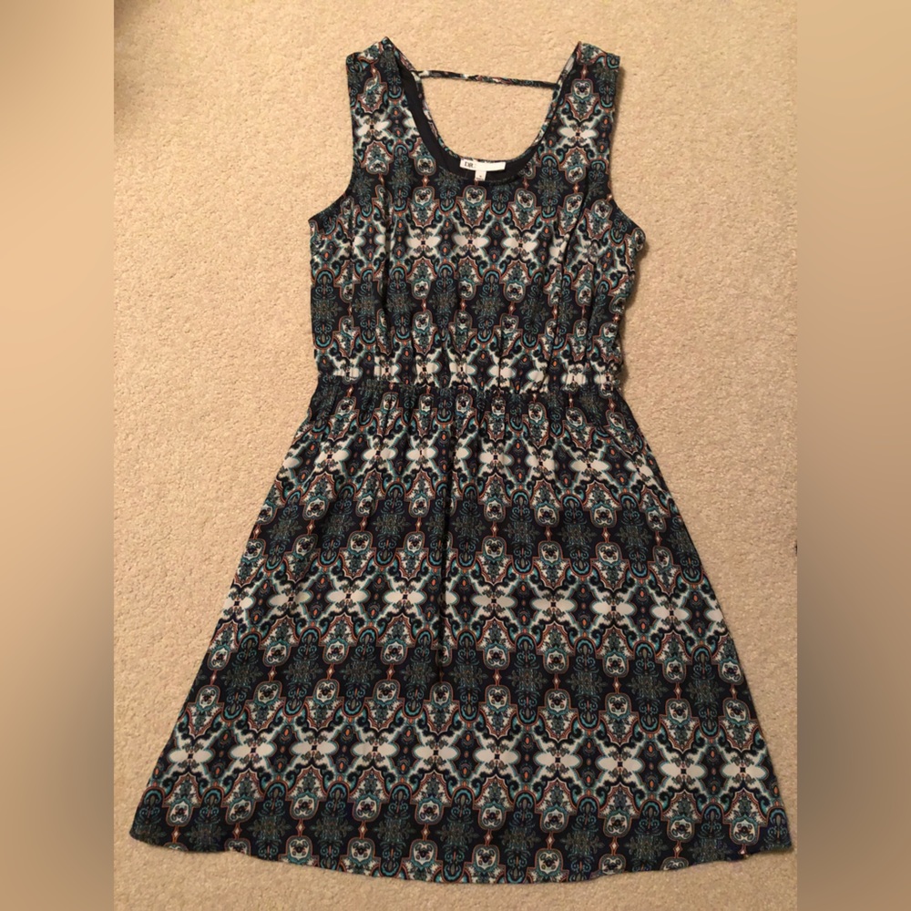 DR2 fun dress back strap